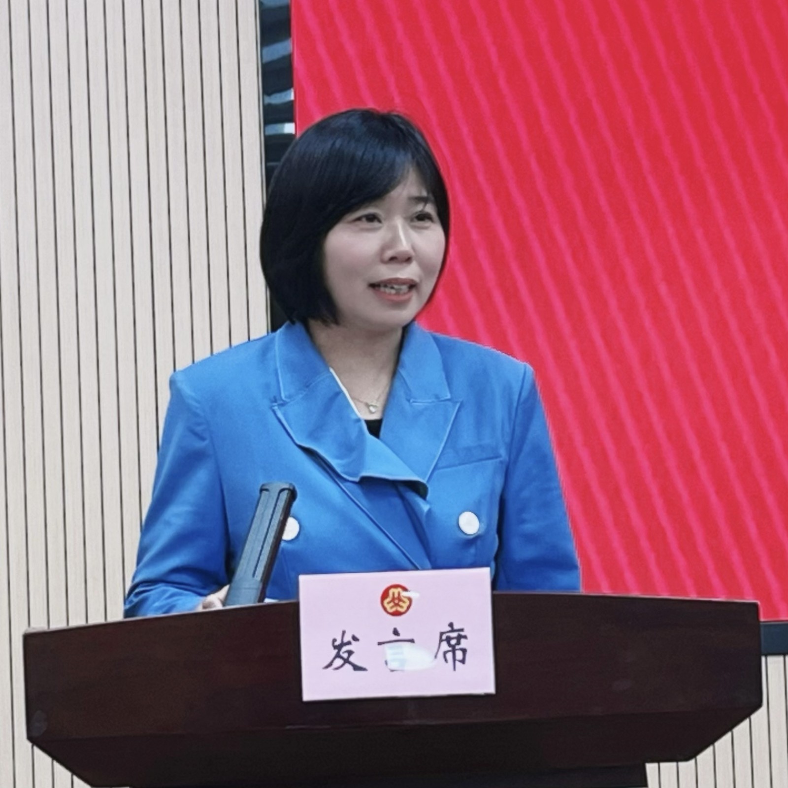 144706-516633.jpg 144706-516633.jpg